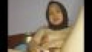 Cewe Jilbab Sodokin Terong Ungu