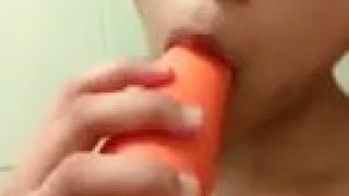 Cam Laura Tkw Colmek Pake Wortel