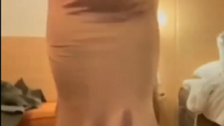 Teasing my aunt who wears a hijab.mp4