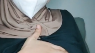 Bokep Indo Live Show Colmek Caca Hijab